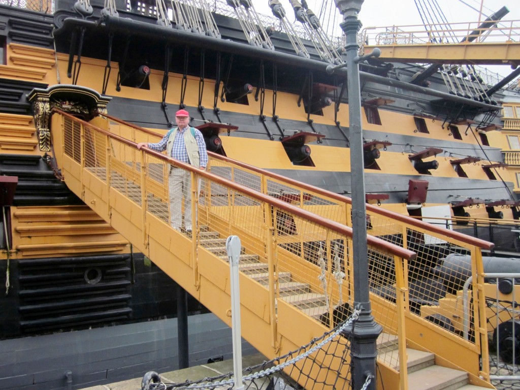 0175 HMS Victory Gangway