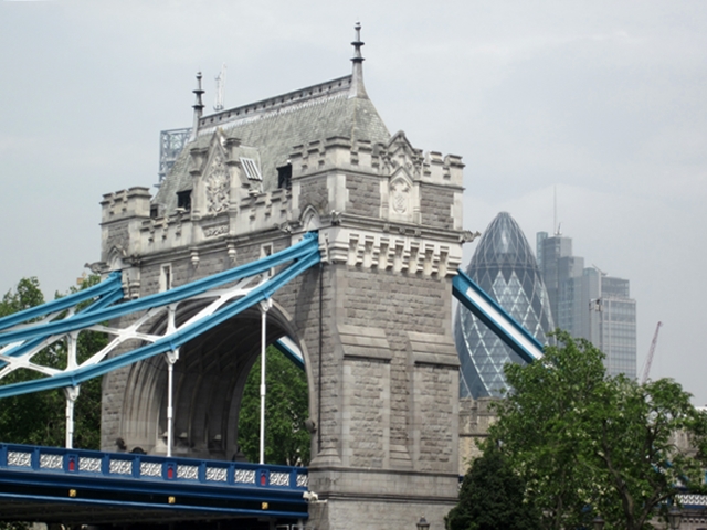 3605 Thames Tower Bridge
